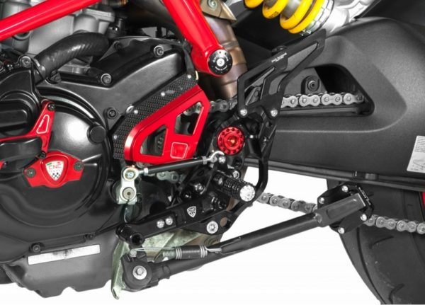 ADJUSTABLE REAR SETS RIDER DUCATI HYPERMOTARD 821