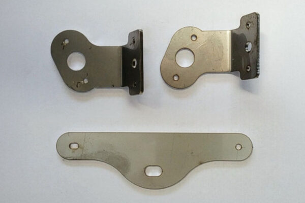Metal Bracket Kit for Mounting VTR1256 (4pcs)
